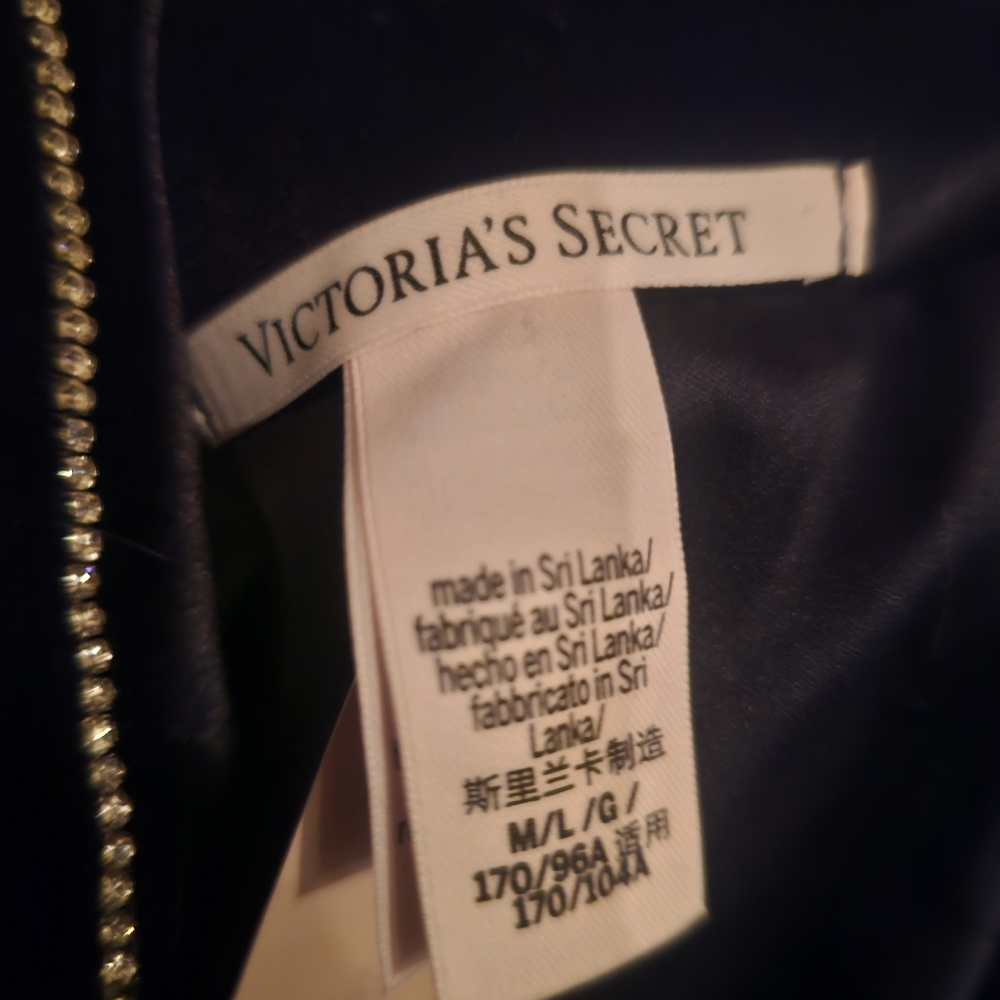 Black Velvet Duster Robe with Embellished Star Victoria's Secret - Picture 3 of 3
